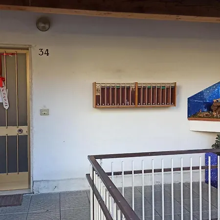 Casa Stella Pineta Lägenhet *